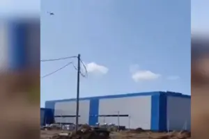 Безпілотник ЦСО «А» СБУ влучає прямісінько в будівлю логістичного хабу