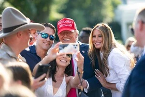 Політичні аналітики відзначають, що вплив Меланії на Дональда Трампа – унікальний фактор, який ускладнює роботу дипломатам