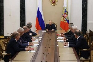 Путін запропонував припинити бойові дії, якщо Україна добровільно вийде з Донецької та Луганської областей