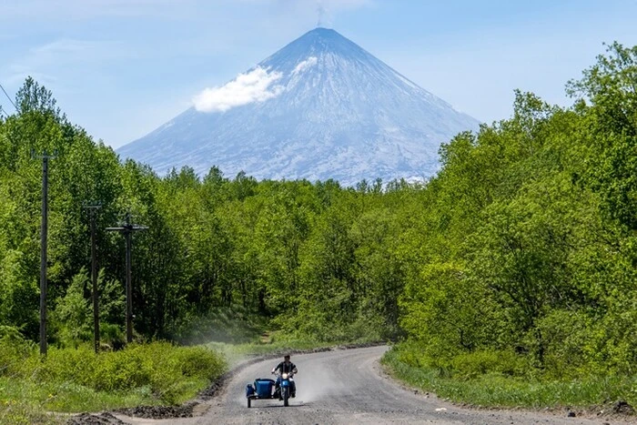 На Камчатці зафіксовано виверження вулкану: попіл на висоті 12 км