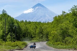 На Камчатці зафіксовано виверження вулкану: попіл на висоті 12 км