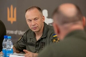 Сирський наголосив, що зі зміною характеру бойових дій та збільшенням глибини фронту через ударні дрони евакуація значно ускладнилася