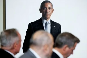 Трамп наказав сховати портрети Обами та Бушів подалі від гостей Білого дому