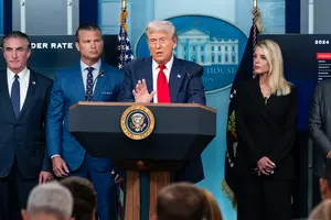 Трамп припустив, що після зустрічі з Путіним може вийти з переговорного процесу