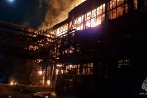 Нічні інциденти в Росії: у Ставрополі вибухи, а в Ярославлі – пожежа (відео)