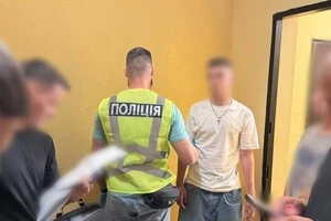 За скоєне підозрюваному загрожує до 12 років позбавлення волі з конфіскацією майна