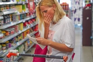 Румуни скаржаться на рекордне зростання цін: «Оплачуємо рахунки й намагаємося вижити»