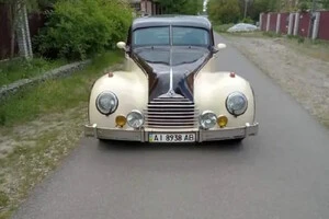 У Києві продається ретро-автомобіль