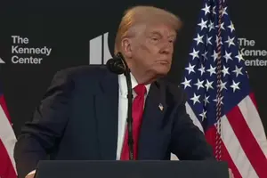 Президент США пригрозив Путіну за відмову зупинити війну