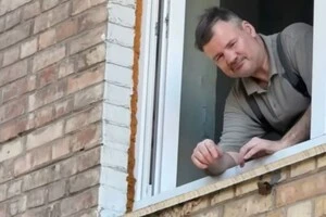 Конфлікт стався після того, як власниця кав'ярні Monstera Coffee разом із відвідувачами попросила чоловіка вимкнути російську музику