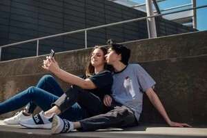 Прагнення покоління Z до конфіденційності частково зумовлене зростаючим дискомфортом від соцмереж