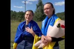 «Я шість років не бачила дітей». ДПСУ показала перші емоції українців після повернення з полону