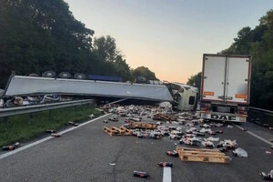 В Умані перекинулася фура з Coca-Cola