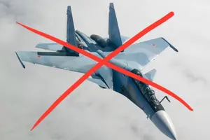 РФ втратила винищувач Су-30СМ, який виконував завдання біля Зміїного