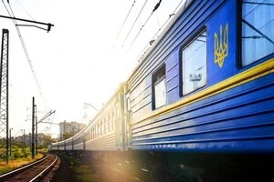 «Укрзалізниця» призначила додаткові поїзди зі Львова до Ворохти: розклад