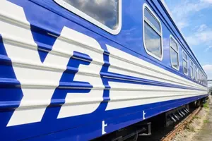 Сходження пасажирського потягу з рейок на Закарпатті: коли відновиться рух