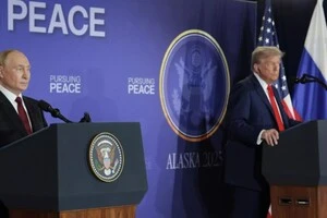 Після зустрічі Трампа і Путіна президенти були лаконічними 