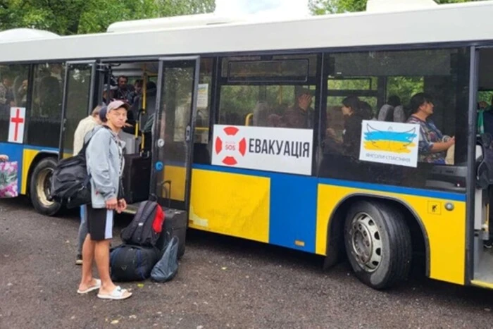 Влада почала примусову евакуацію із Дружківки та кількох сіл Донеччини 