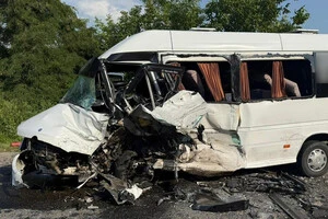 У ДТП на Хмельниччині травмувалося близько 20 людей