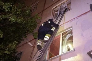 РФ вдарила балістичною ракетою по Харкову: у ДСНС показали фото