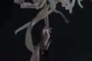 За словами відвідувачів клубу, адміністрація не поспішала викликати швидку дівчині