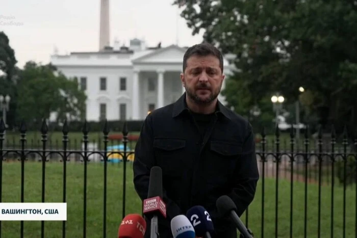 Зеленський розповів, у який момент Трамп подзвонив Путіну