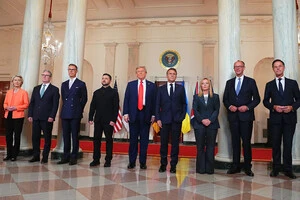 Цікаво, як довго президент Трамп зможе жонглювати забаганками Путіна і принципами союзників України?