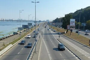 Рух транспорту Набережним шосе тимчасово обмежено (схема)