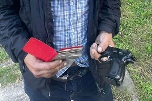 Киянин обікрав знайомого на сотні тисяч гривень, поцупивши цінну колекцію монет