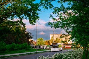 До кінця літа у Дніпровському районі частково обмежено рух транспорту (схема)