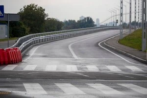 Подільський міст у Києві буде повністю відкрито для руху: відома дата