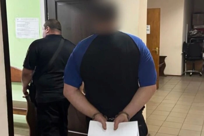 У Києві 49-річний чоловік отримав підозру у зґвалтуванні дівчини-підлітка