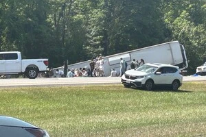 Більшість людей не були пристебнуті ременями безпеки