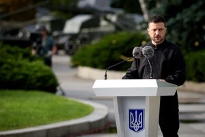 «Хай завжди гордим буде наш синьо-жовтий прапор!»: звернення президента