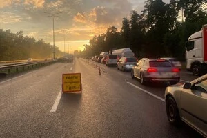 Патрульні слідкують за безпекою дорожнього руху