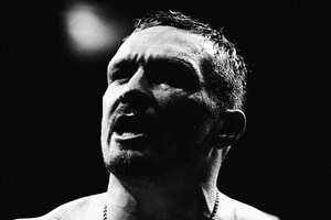 Коли відбудеться офіційний дебют Усика в футболі: стали відомі деталі