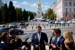 Віцеканцлер і міністр фінансів Німеччини Ларс Клінгбайль прибув до Києва 25 серпня 2025 року 