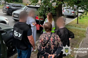 У Києві затримано 27-річну директорку фірми, яка за 800 тис. грн «бронювала» ухилянтів