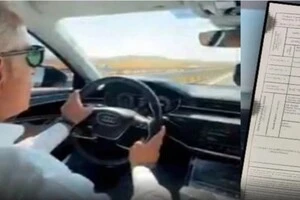 Міністр транспорту Туреччини опублікував відео їзди із великою швидкістю