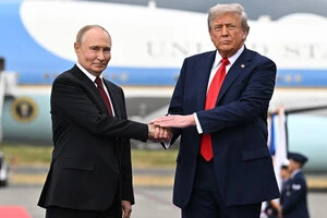 И в 90-х, и в нулевых, Запад не претендовал на то, чтобы как-то ограничивать влияние России в регионе