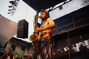 Молодий артист брав участь в багатьох міжнародних фестивалях