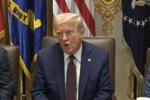 США запровадили 50% мита проти Індії через купівлю російської нафти