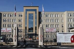 Франція готує лікарні до великого європейського конфлікту