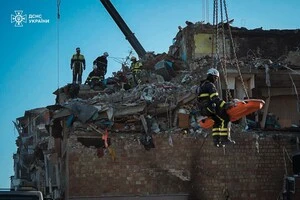 У ніч на 28 серпня російська окупаційна армія атакувала Київ безпілотниками та ракетами