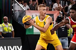 У фінальному матчі наша команда поступилась Франції з рахунком 13:21