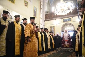 На відправі молилися митрополит Львівський і Сокальський Димитрій, архієпископ Володимирський і Нововолинський Матфей та інші 