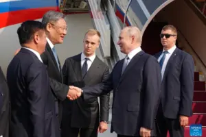 Зустріли без тепла: азербайджанське видання вказало на особливість візиту Путіна до Китаю 