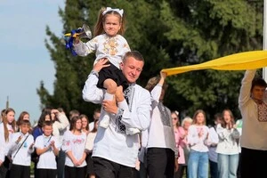 Новий навчальний рік у Києві: скільки дітей сіли за парти