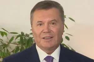 Російська пропаганда показала Януковича: у Віктора Федоровича нові зуби