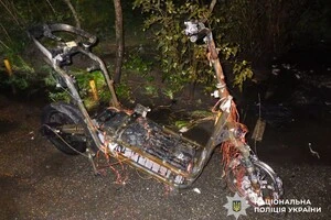 Такий вигляд має скутер після пригоди